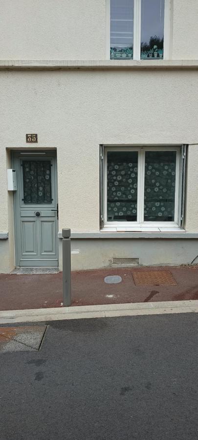 Studio Meuble A Bougival Zewnętrze zdjęcie